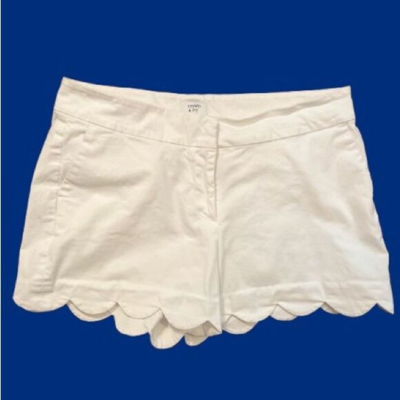 Crown & Ivy White High Waist Scalloped Shorts - Picture 1 of 4